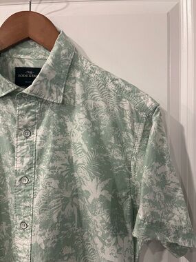 Rodd & Gunn Mint Green and White Tropical Print Button-Down Shirt